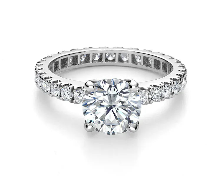 Jewelry product photo after professional retouching — Chosen6 photo editing service